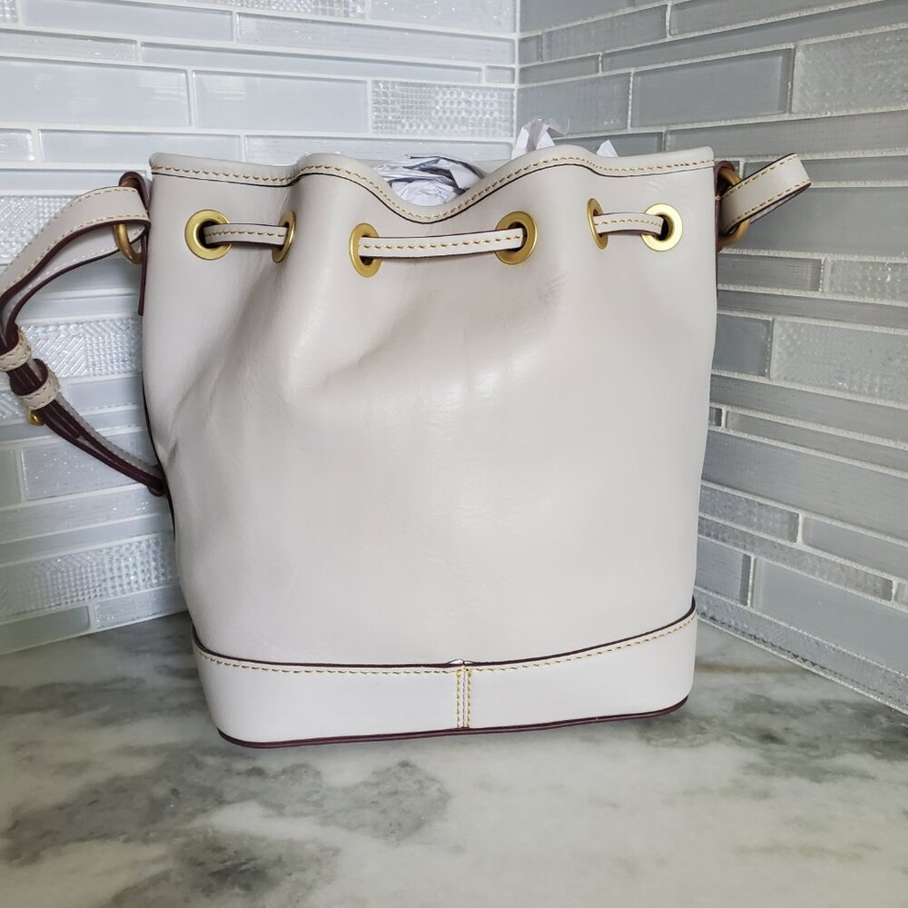NWT - SET Dooney & Bourke Florentine Small Drawstring & Lg Zip Wristlet Ecru - Picture 5 of 16